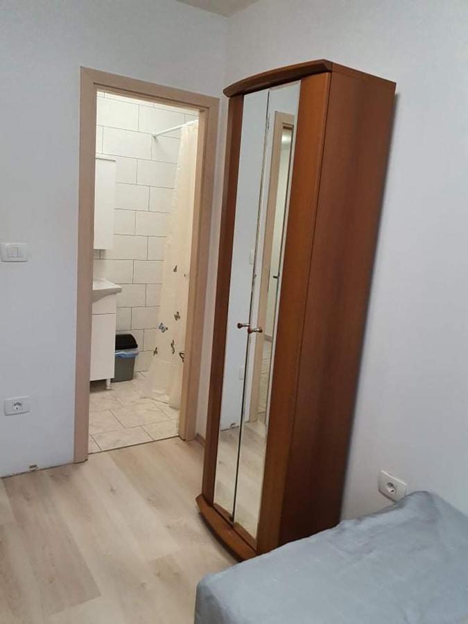 Aldi 1 Apartment Pula Ngoại thất bức ảnh